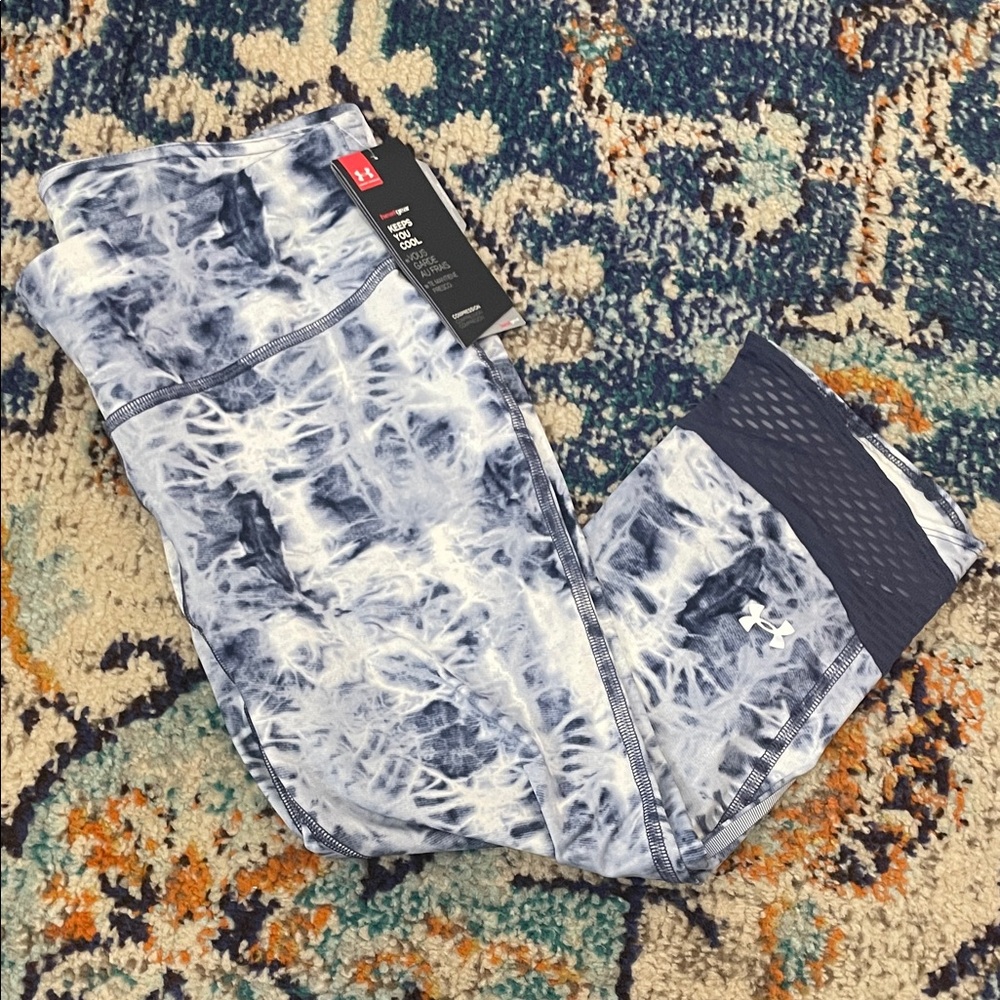 NWT Under Armour Patterned Compression Leggings